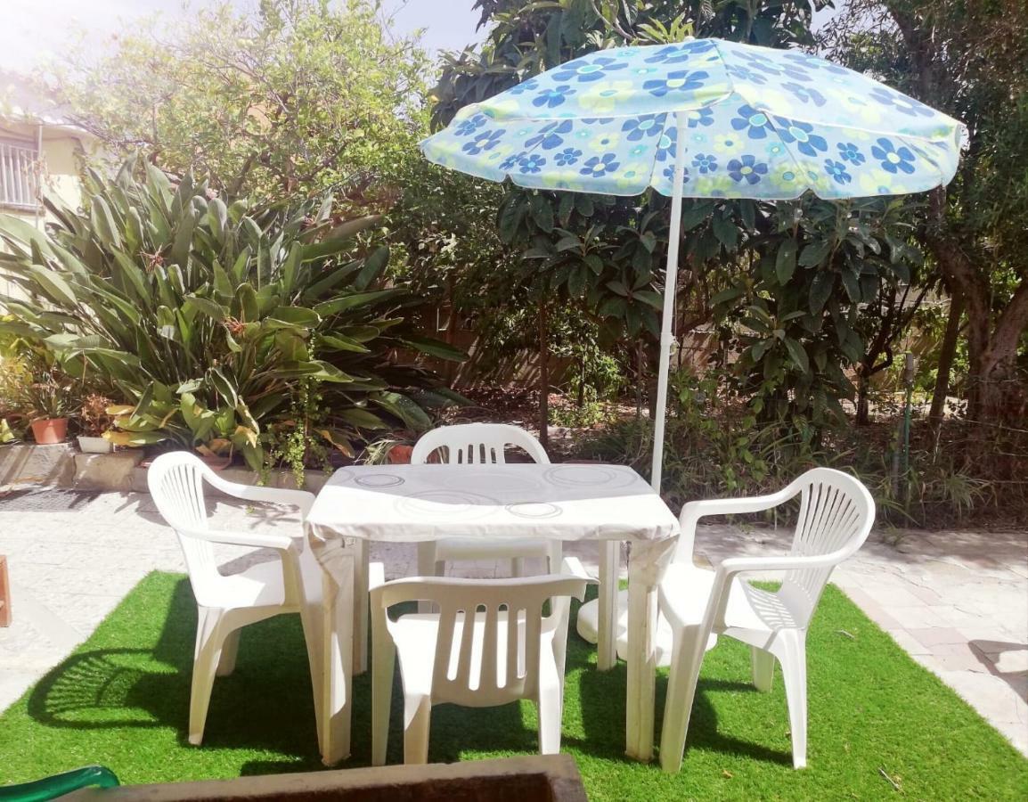 Sa Domu Antiga Villa Solarussa Luaran gambar